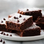 Pyszne brownie w Air Fryer, idealne na słodki deser.